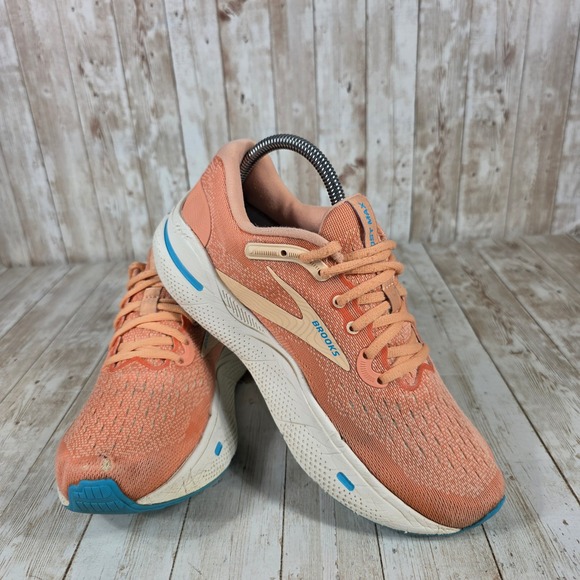 Brooks Women's Peach Running Shoes - Picture 6 of 8